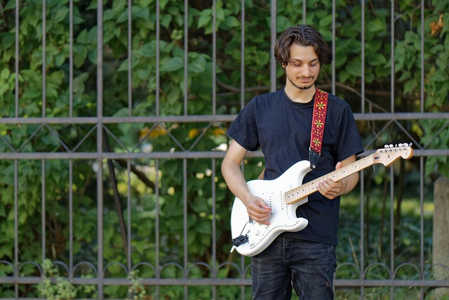 Hvordan finne musikere på nett